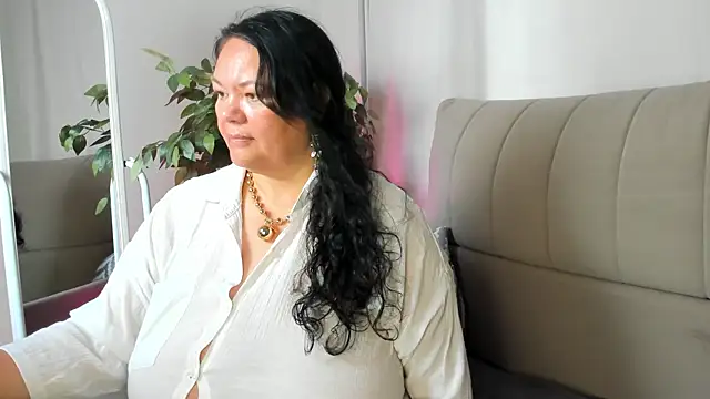 Snapshot of sandra_jackson chatting on July 10, 2:38 am sandra jackson online show from July 10, 2:38 am