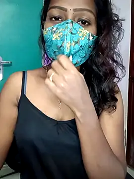 Snapshot of Tamil_kavinila chatting on November 2, 4:37 am Tamil kavinila online show from November 2, 4:37 am