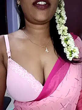 Snapshot of Tamil_kavinila chatting on May 11, 3:40 pm Tamil kavinila online show from May 11, 3:40 pm