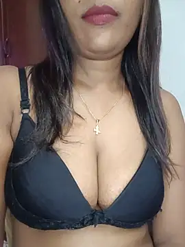 Snapshot of Tamil_kavinila chatting on June 5, 10:21 am Tamil kavinila online show from June 5, 10:21 am