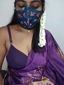 Snapshot of Tamil_kavinila chatting on June 14, 5:20 am Tamil kavinila online show from June 14, 5:20 am
