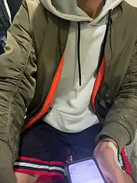 Snapshot of Yasar-Xxxl chatting on February 26, 9:47 pm Yasar-Xxxl online show from February 26, 9:47 pm