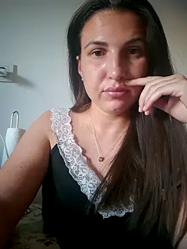 Snapshot of ElsMarya chatting on September 21, 3:24 pm ElsMarya online show from September 21, 3:24 pm