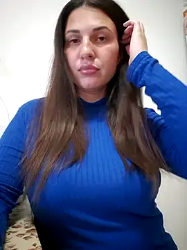 Snapshot of ElsMarya chatting on November 12, 1:55 pm ElsMarya online show from November 12, 1:55 pm