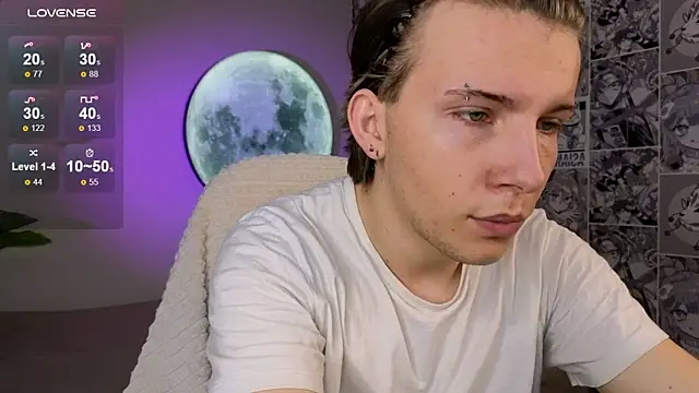 Snapshot of Robby_Manson chatting on November 1, 5:42 am Robby Manson online show from November 1, 5:42 am