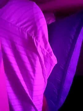 sarahkat86 online show from September 18, 7:10 am