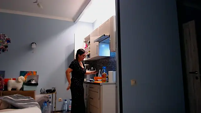 NikiWhite online show from October 7, 1:03 am