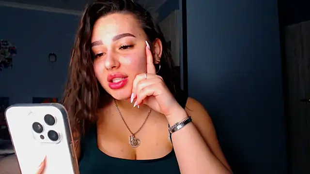 Snapshot of NikiWhite chatting on October 15, 5:13 pm NikiWhite online show from October 15, 5:13 pm