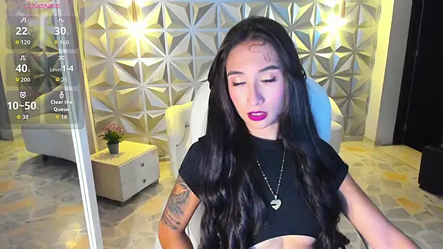 Snapshot of hellen_tease chatting on May 22, 12:55 pm hellen tease online show from May 22, 12:55 pm