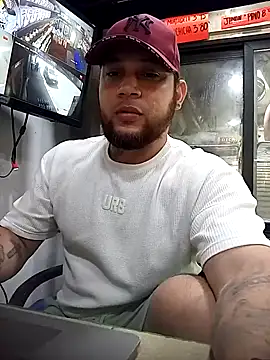 Catire10  online show from October 13, 2:06 pm