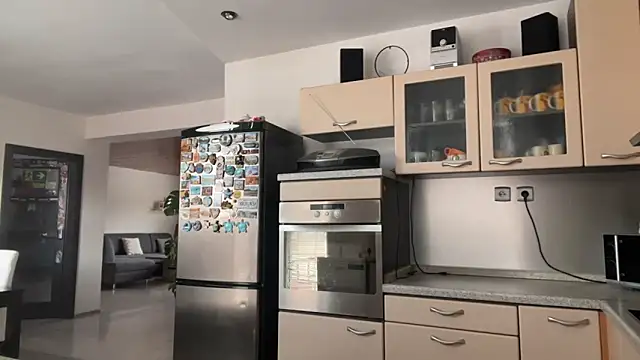 Snapshot of emilydee666 chatting on October 15, 10:59 am emilydee666 online show from October 15, 10:59 am