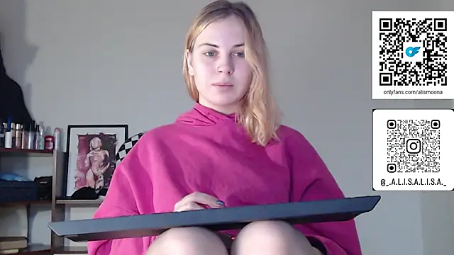 Snapshot of Alismoona chatting on December 16, 12:10 pm Alismoona online show from December 16, 12:10 pm