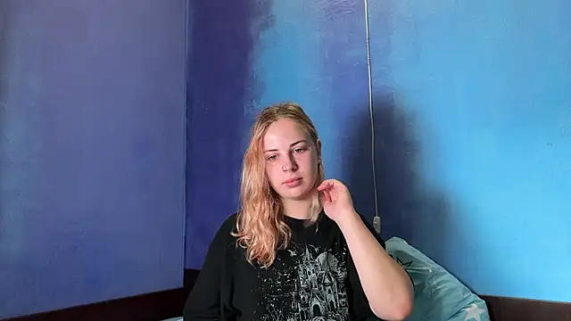 Alismoona online show from August 4, 7:44 am