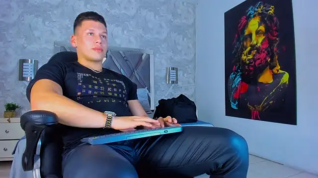 Snapshot of niklas_braun chatting on September 27, 8:03 pm niklas braun online show from September 27, 8:03 pm