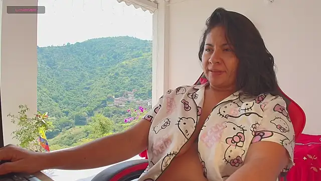 samanthahut1 online show from May 10, 3:17 pm
