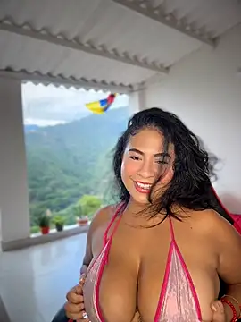 samanthahut1 online show from July 12, 8:11 pm