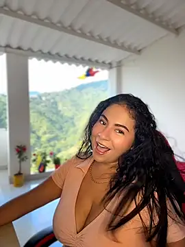 samanthahut1 online show from July 16, 10:05 pm