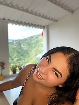 samanthahut1 online show from July 22, 9:50 pm