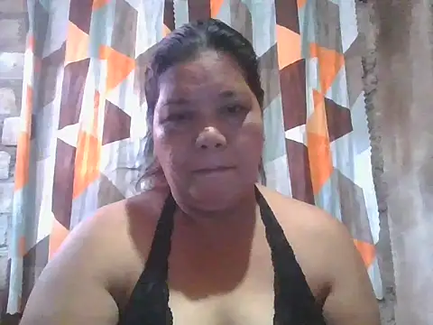 Snapshot of xxbernxxx chatting on May 9, 3:34 am xxbernxxx online show from May 9, 3:34 am