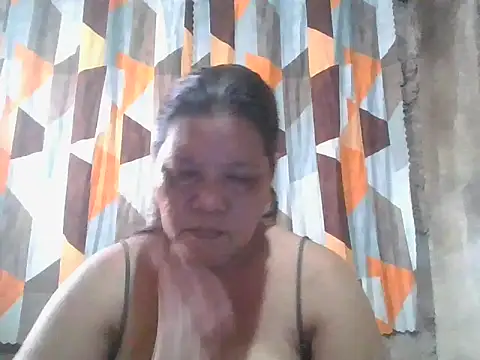 Snapshot of xxbernxxx chatting on June 2, 3:19 am xxbernxxx online show from June 2, 3:19 am