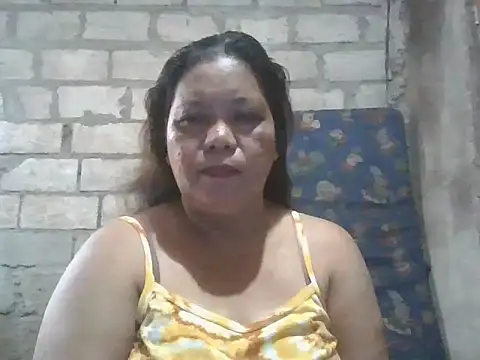 Snapshot of xxbernxxx chatting on July 8, 7:35 am xxbernxxx online show from July 8, 7:35 am