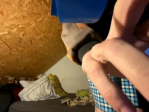 Snapshot of Salon1986 chatting on September 25, 5:11 am Salon1986 online show from September 25, 5:11 am