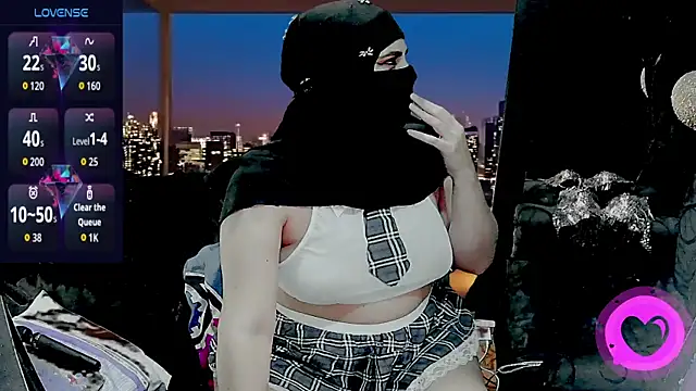 SultanaLayla online show from November 12, 7:57 pm