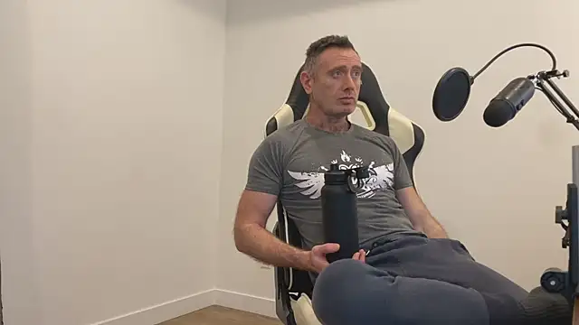 TheDonnyBasilisk online show from December 14, 9:52 pm