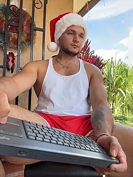 Marco Vega online show from December 18, 5:30 pm