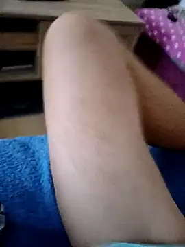 Snapshot of Micki2 chatting on September 14, 6:01 am Micki2 online show from September 14, 6:01 am