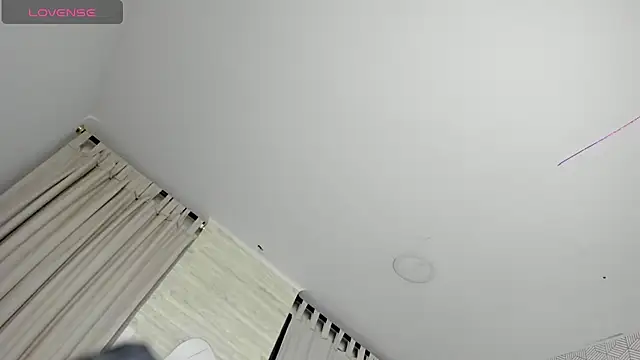 Snapshot of sweet__vanessa1 chatting on December 2, 3:56 am sweet vanessa1 online show from December 2, 3:56 am