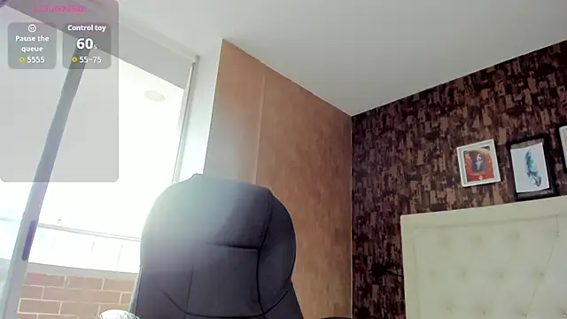 sweet  vanessa1 online show from February 19, 9:11 pm