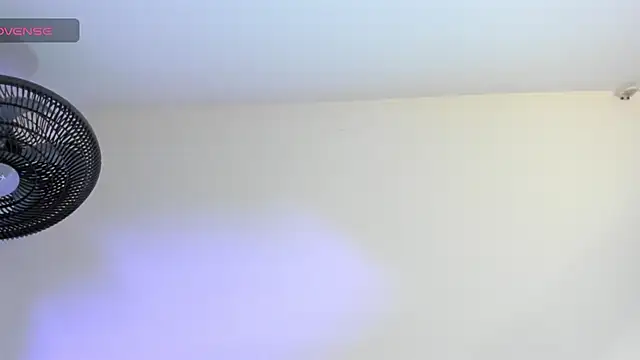 Snapshot of sweet__vanessa1 chatting on July 1, 1:18 am sweet vanessa1 online show from July 1, 1:18 am