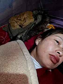 ngocngoc cute online show from February 10, 11:42 pm