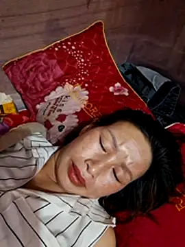 ngocngoc cute online show from April 26, 3:53 pm