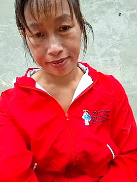 Snapshot of ngocngoc_cute chatting on July 2, 3:23 am ngocngoc cute online show from July 2, 3:23 am