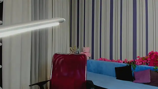 MilanaAlvis online show from November 1, 1:24 pm