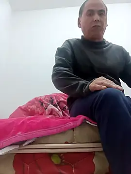 Snapshot of CWQ123 chatting on November 29, 12:02 am CWQ123 online show from November 29, 12:02 am