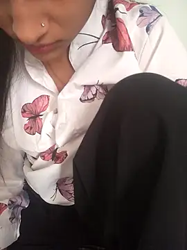 Neha Tyagi online show from October 21, 6:36 am