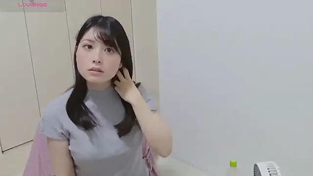 Snapshot of coharu_01 chatting on October 5, 12:36 pm coharu 01 online show from October 5, 12:36 pm