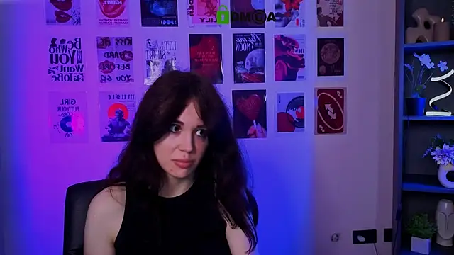 Snapshot of riley_sanders chatting on July 16, 7:31 pm riley sanders online show from July 16, 7:31 pm