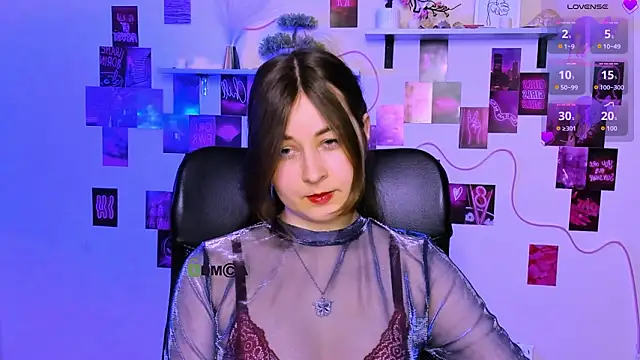 lilith diva online show from March 18, 8:01 pm