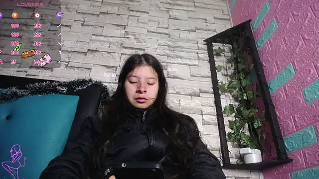 maily can online show from December 15, 12:42 pm