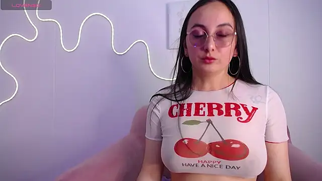 Snapshot of selene_swee chatting on July 9, 6:56 pm selene swee online show from July 9, 6:56 pm