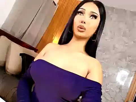 Snapshot of MiaFuckingWill chatting on July 16, 5:30 pm MiaFuckingWill online show from July 16, 5:30 pm