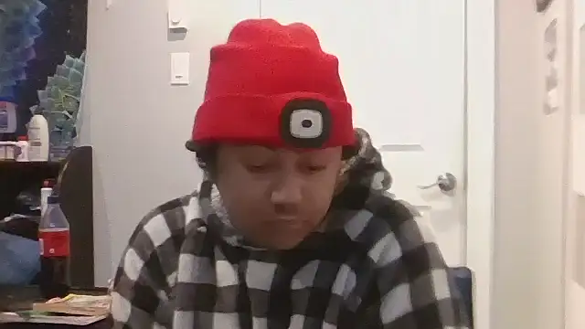 Snapshot of Bilover69 chatting on February 1, 6:01 am Bilover69 online show from February 1, 6:01 am