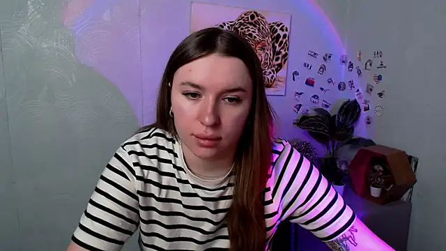 JuliaTopp  online show from February 20, 5:26 am