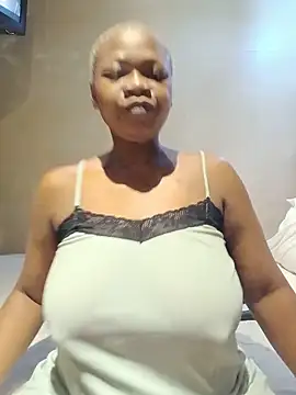 missboobiesSA online show from June 9, 3:51 am