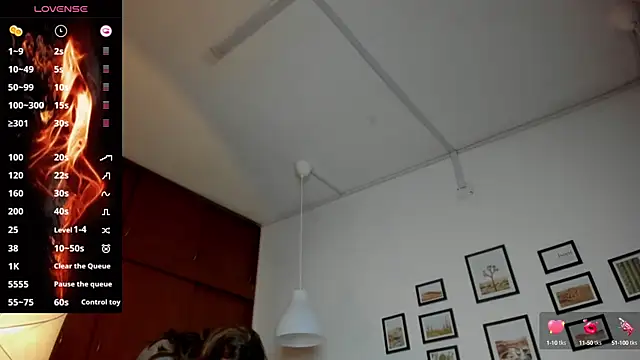 Coco joness online show from September 18, 7:49 pm