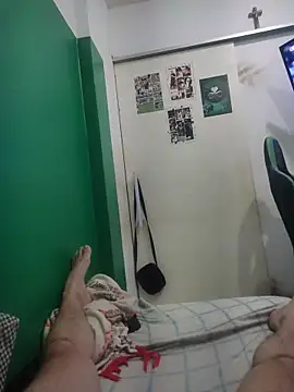 Snapshot of Meu_Pau_Te_Ama chatting on October 18, 11:27 pm Meu Pau Te Ama online show from October 18, 11:27 pm